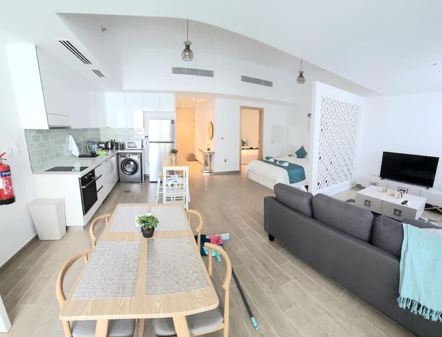 Luxury Apartment In Yas Island Абу Даби Екстериор снимка